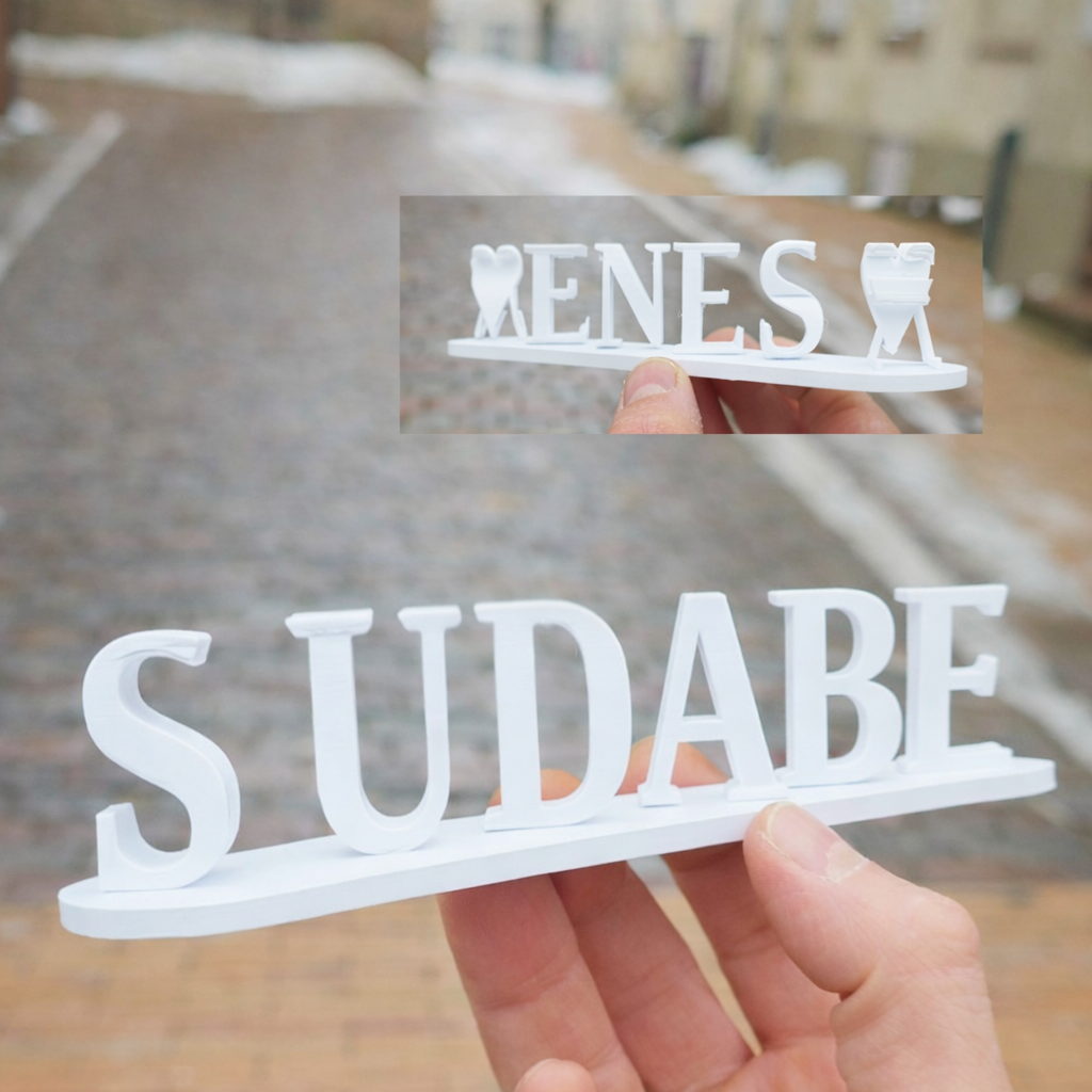 Personalisiertes Doppelnamen-Illusion Namensschild