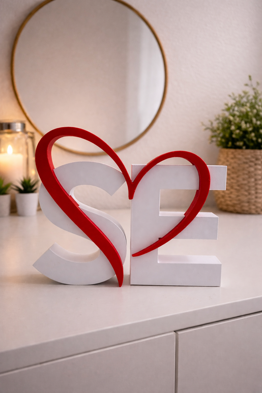 Personalisierbares Buchstaben-Dekor mit Herz