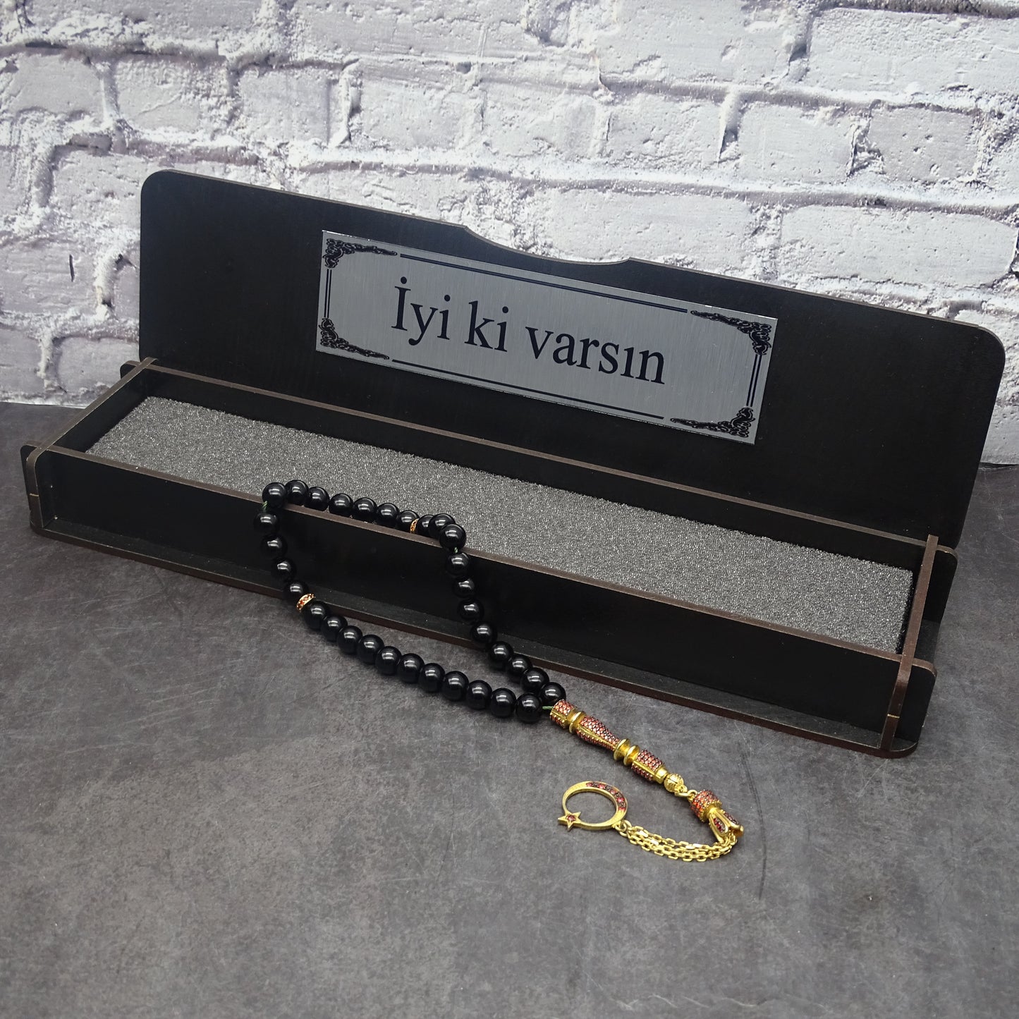 Bozkurt kutulu doğal taş tesbih