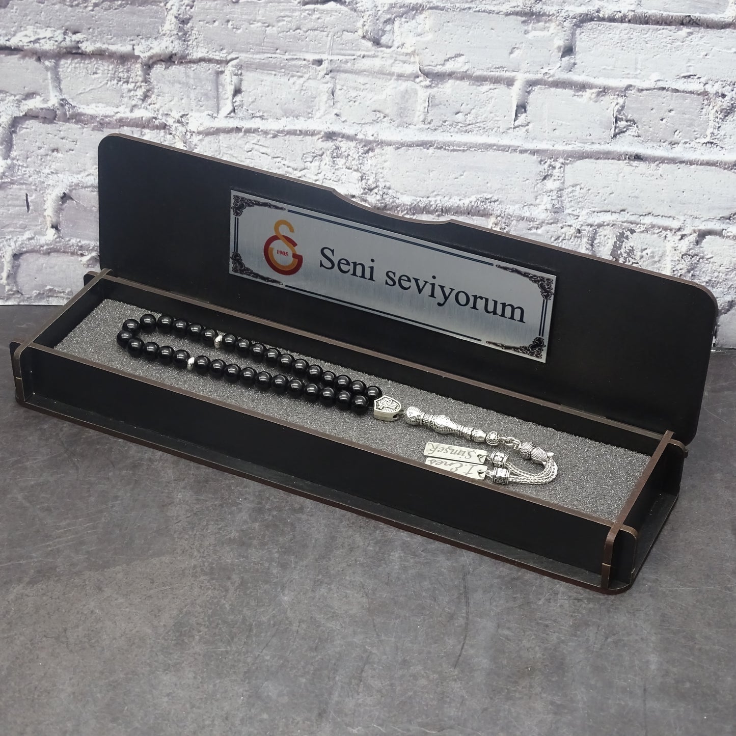 Namen Tesbih personalisiert aus Naturstein mit Box (galatasaray)